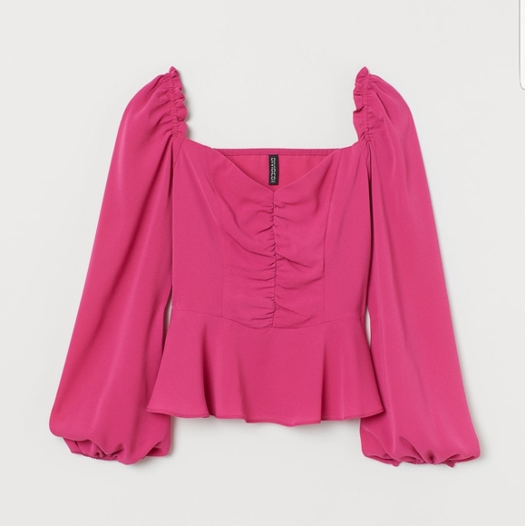 NWT Ruffled Blouse with Balloon Sleeve Mini-Peplum - Picture 2 of 6